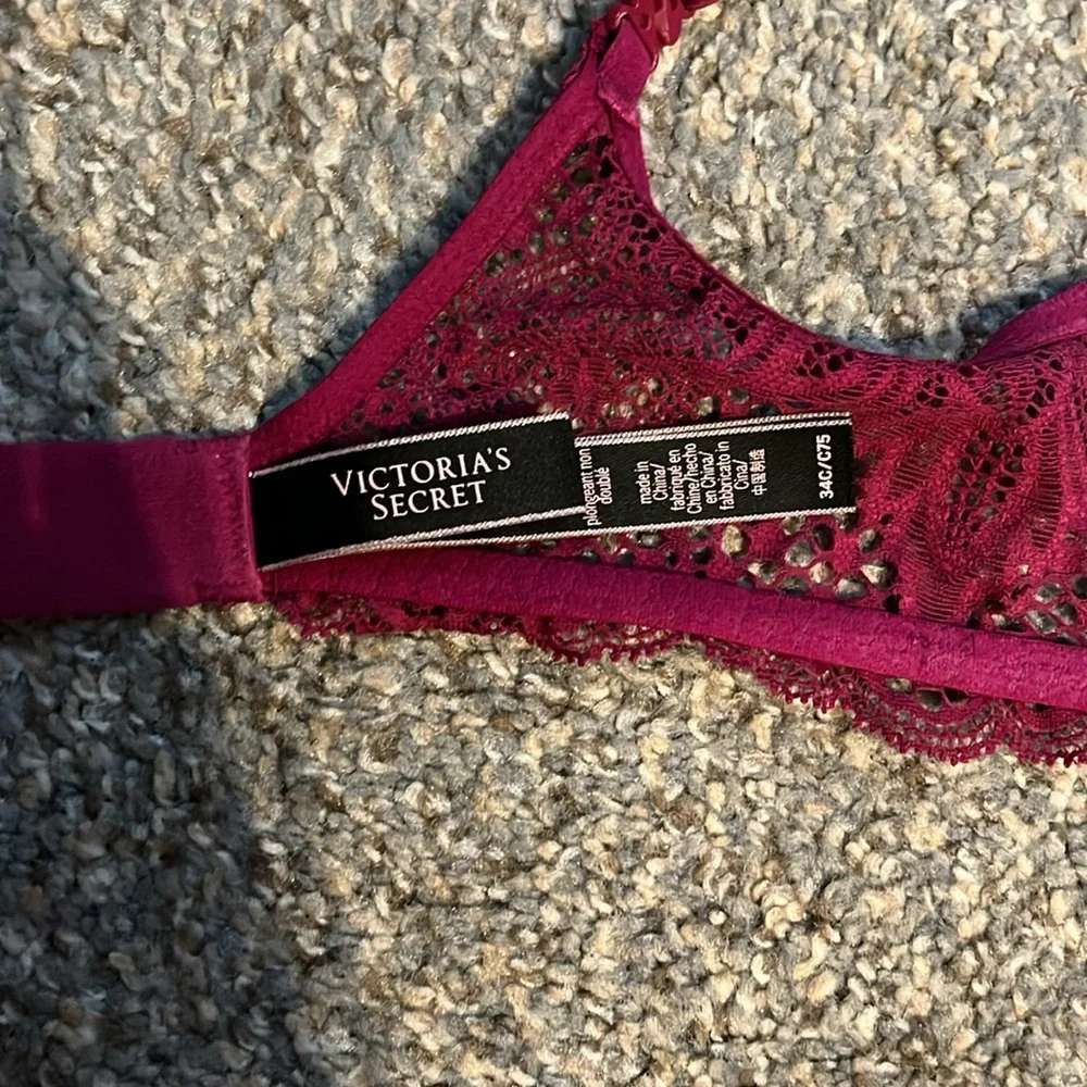 Victoria’s Secret Very Sexy Unlined Plunge Push-up without padding Lace Bra 34C - Picture 8 of 11